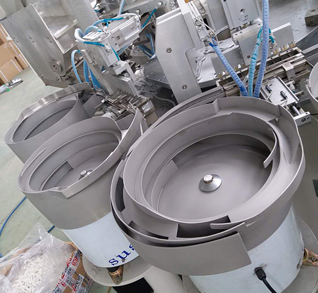 喷砂处理振动盘